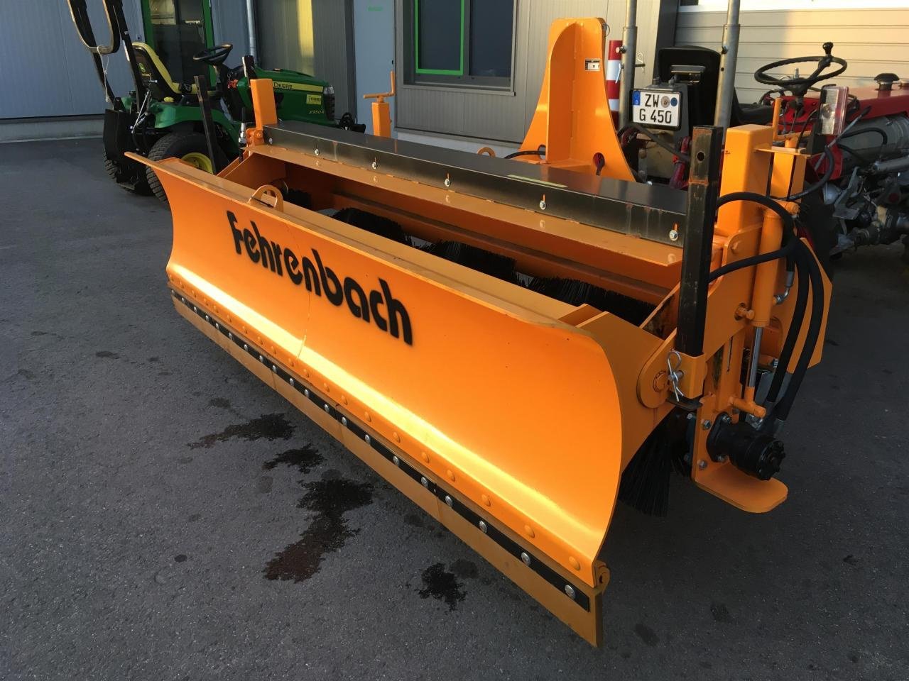 Kehrmaschine des Typs Sonstige Kombi Kehrmaschine, Neumaschine in Zweibrücken (Bild 1)