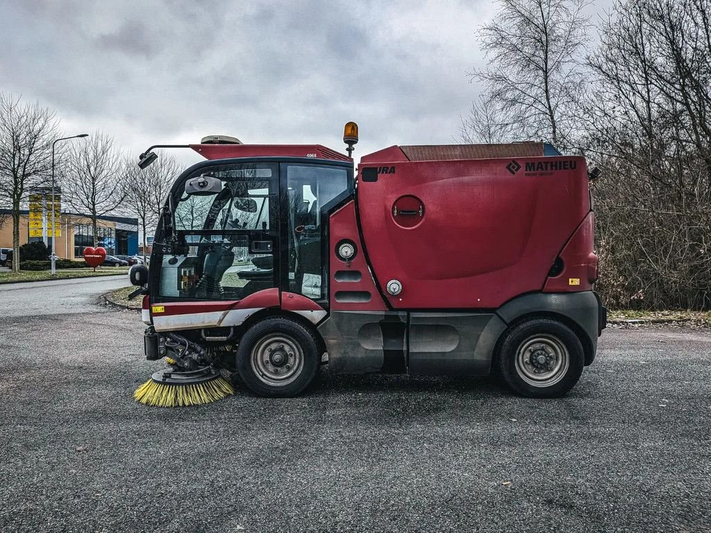 Kehrmaschine van het type Sonstige Mathieu AZURE FLEX, Gebrauchtmaschine in Groningen (Foto 3)