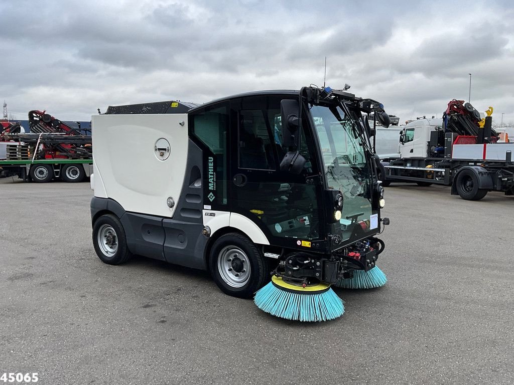 Kehrmaschine typu Sonstige Mathieu MC 210 Azura Flex Euro 6 Just 8.800 km!, Gebrauchtmaschine v ANDELST (Obrázek 5)