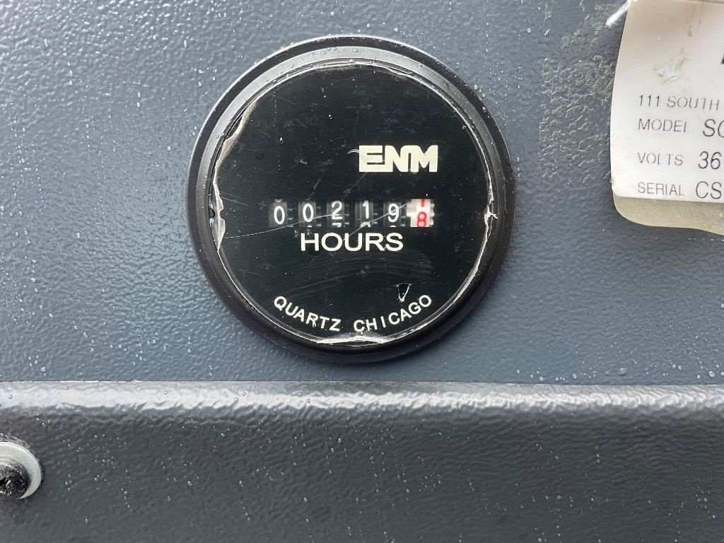 Kehrmaschine typu Sonstige Minuteman Powerboss SC2832E, Gebrauchtmaschine v WIJCHEN (Obrázek 11)