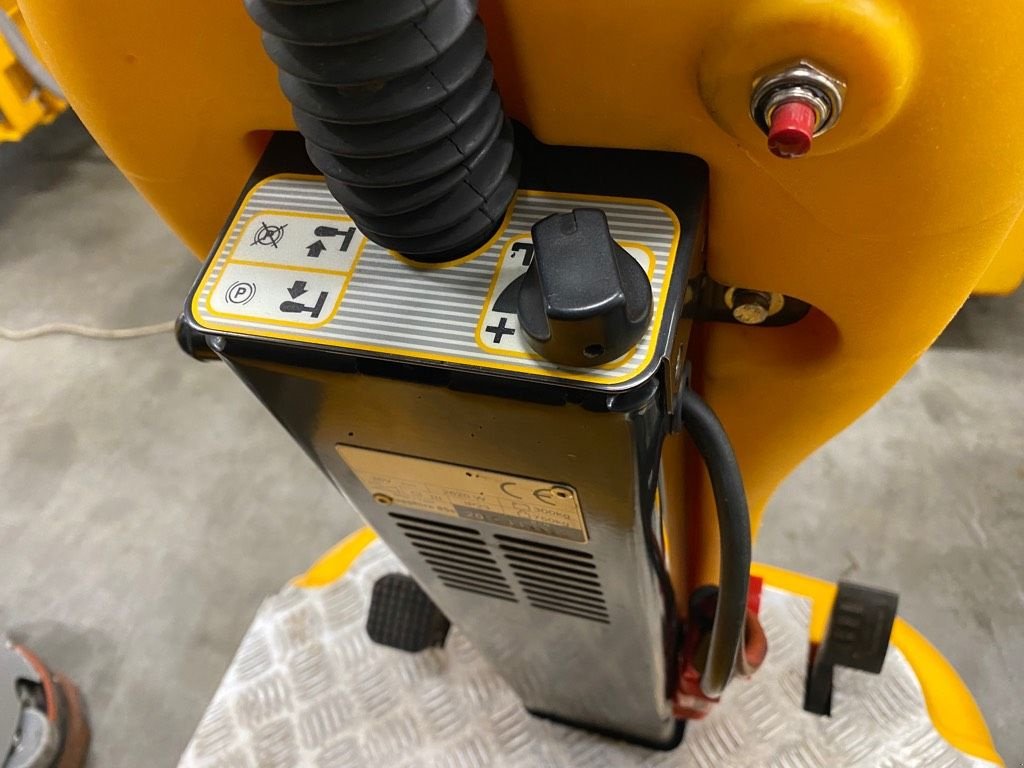 Kehrmaschine typu Sonstige moerschen Sapphire 85S, Veegmachne / Schrobmachine, Gebrauchtmaschine v Heijen (Obrázek 3)