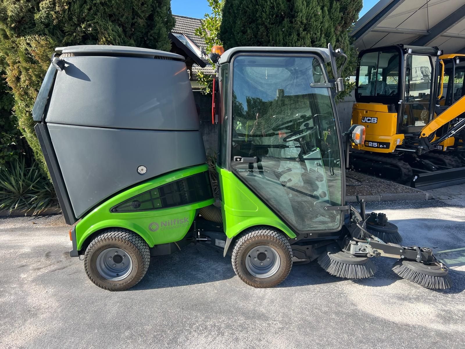 Kehrmaschine des Typs Sonstige Nilfisk City Ranger 2250 - GB138, Gebrauchtmaschine in Eppan (BZ) (Bild 6)