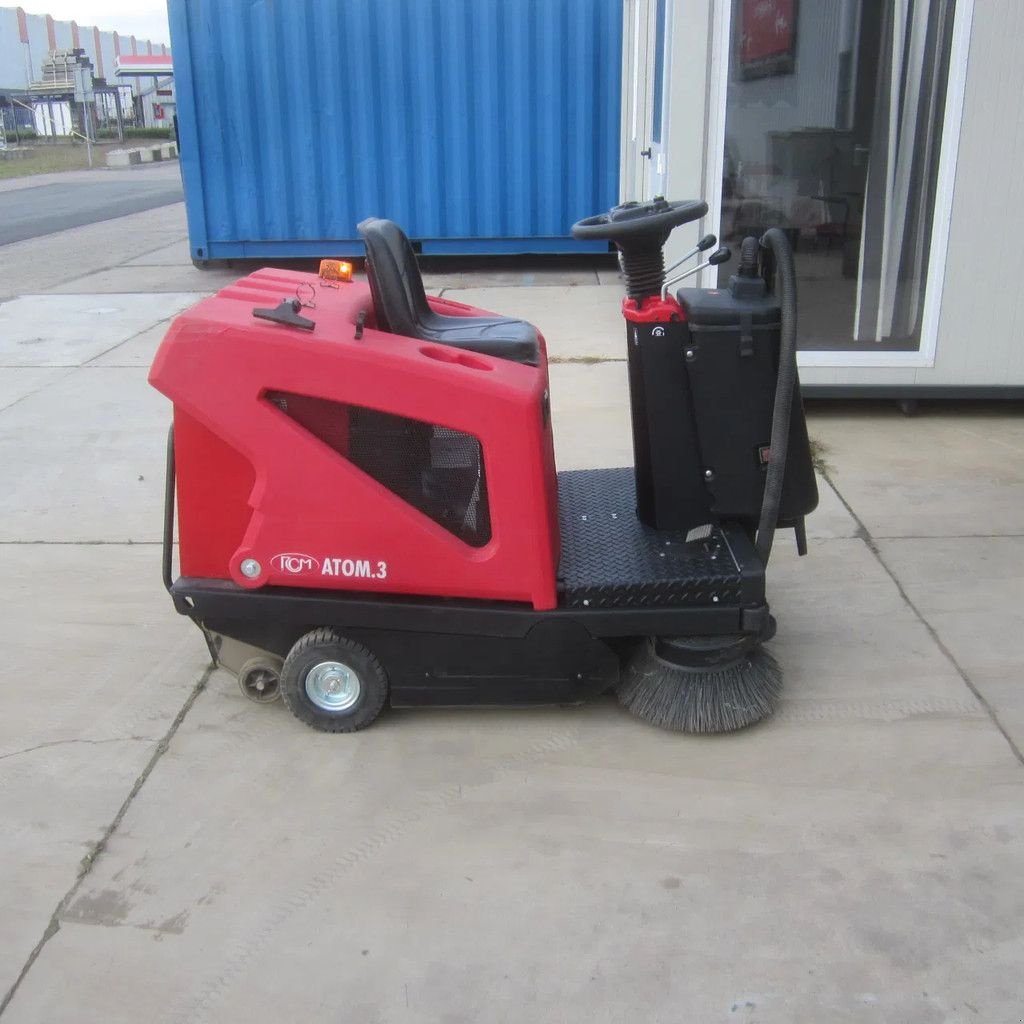 Kehrmaschine del tipo Sonstige Onbekend Opzit veegmachine RCM Atom 3.E., Gebrauchtmaschine In Tubbergen (Immagine 2)
