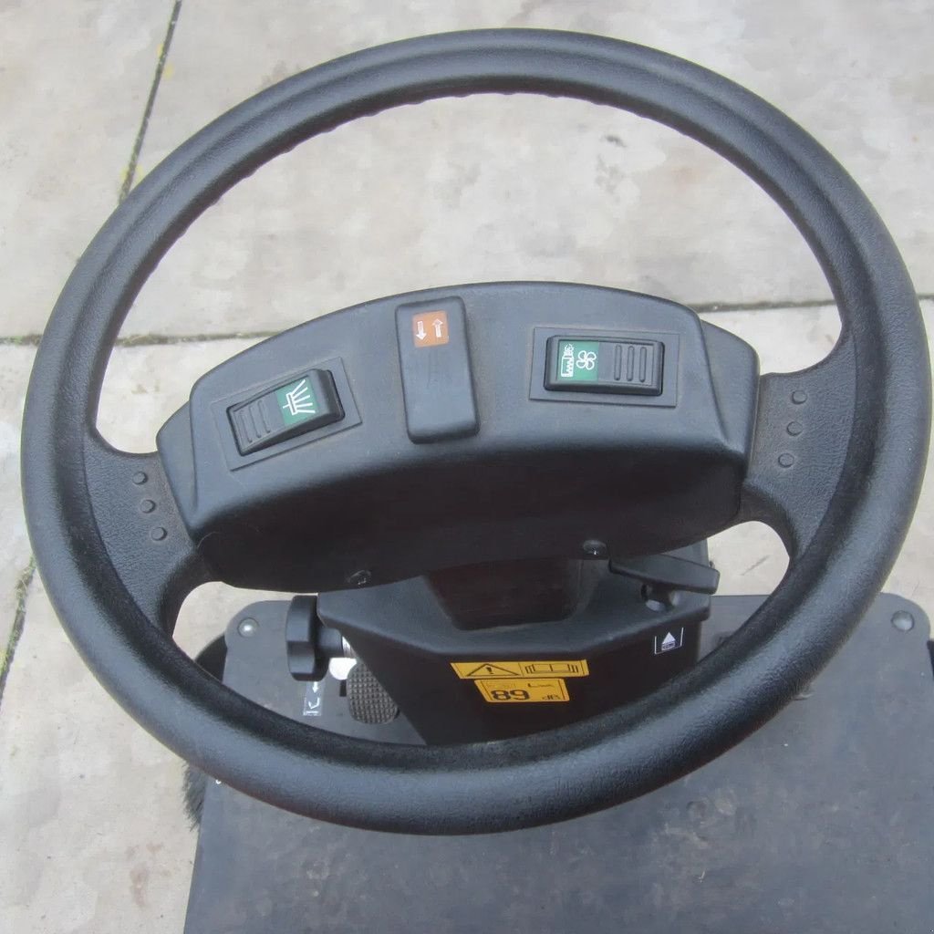 Kehrmaschine tip Sonstige Onbekend Opzit veegmachine RCM Slalom., Gebrauchtmaschine in Tubbergen (Poză 3)