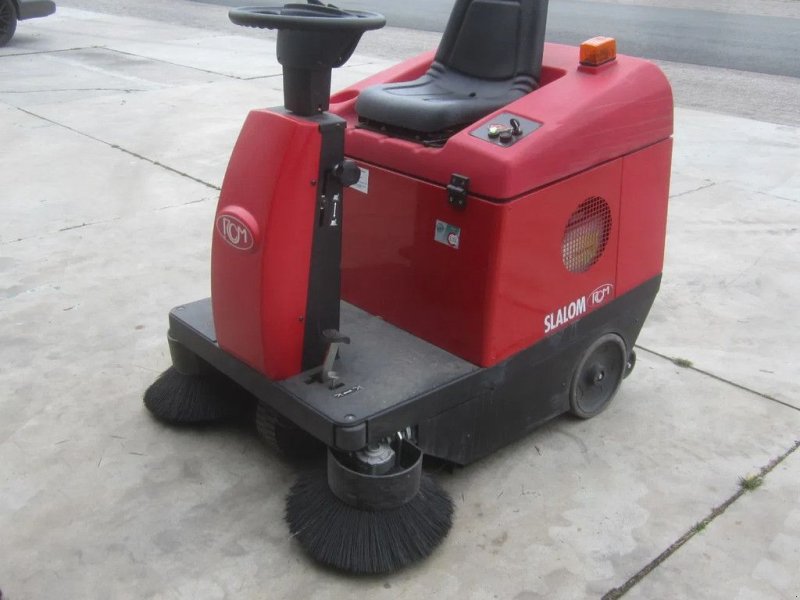 Kehrmaschine du type Sonstige Onbekend Opzit veegmachine RCM Slalom., Gebrauchtmaschine en Tubbergen (Photo 1)