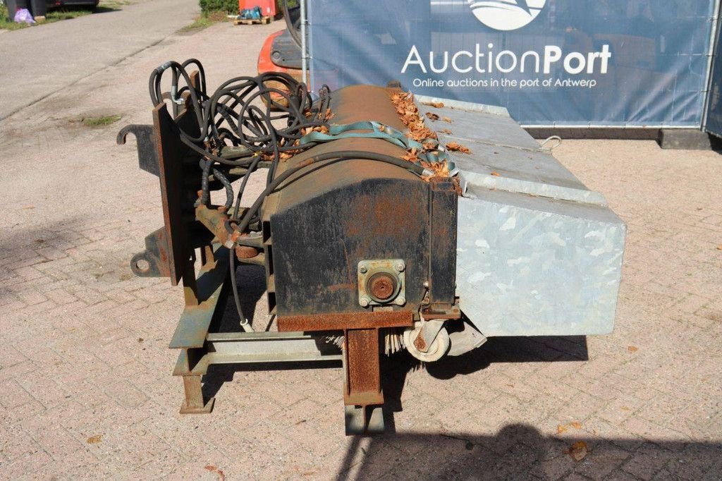 Kehrmaschine del tipo Sonstige Onbekend, Gebrauchtmaschine en Antwerpen (Imagen 5)