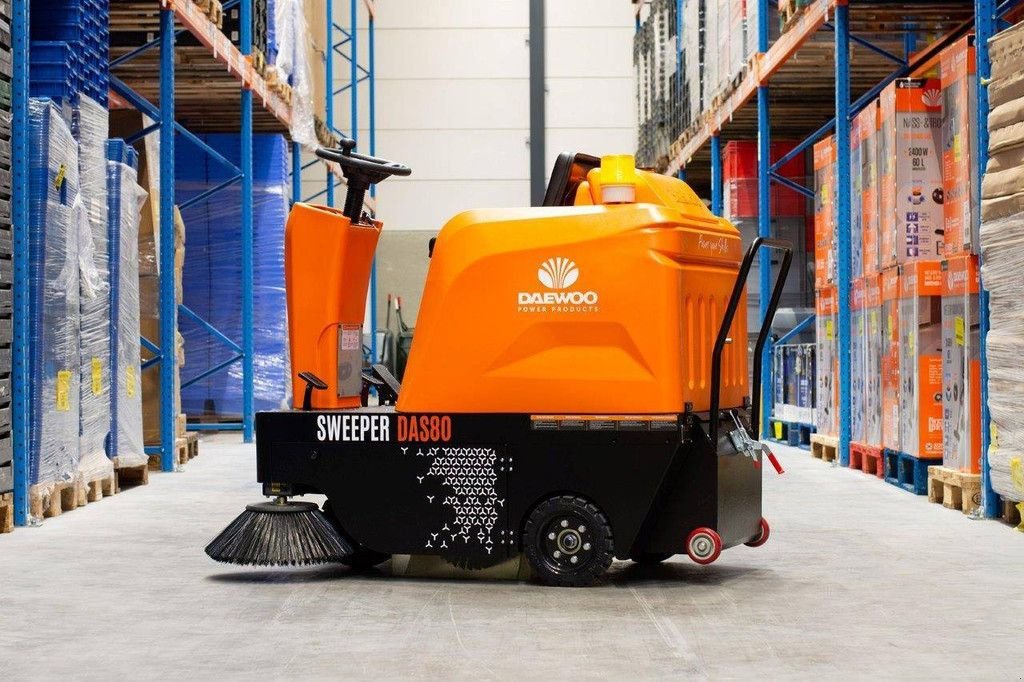 Kehrmaschine del tipo Sonstige Onbekend, Neumaschine en Antwerpen (Imagen 1)