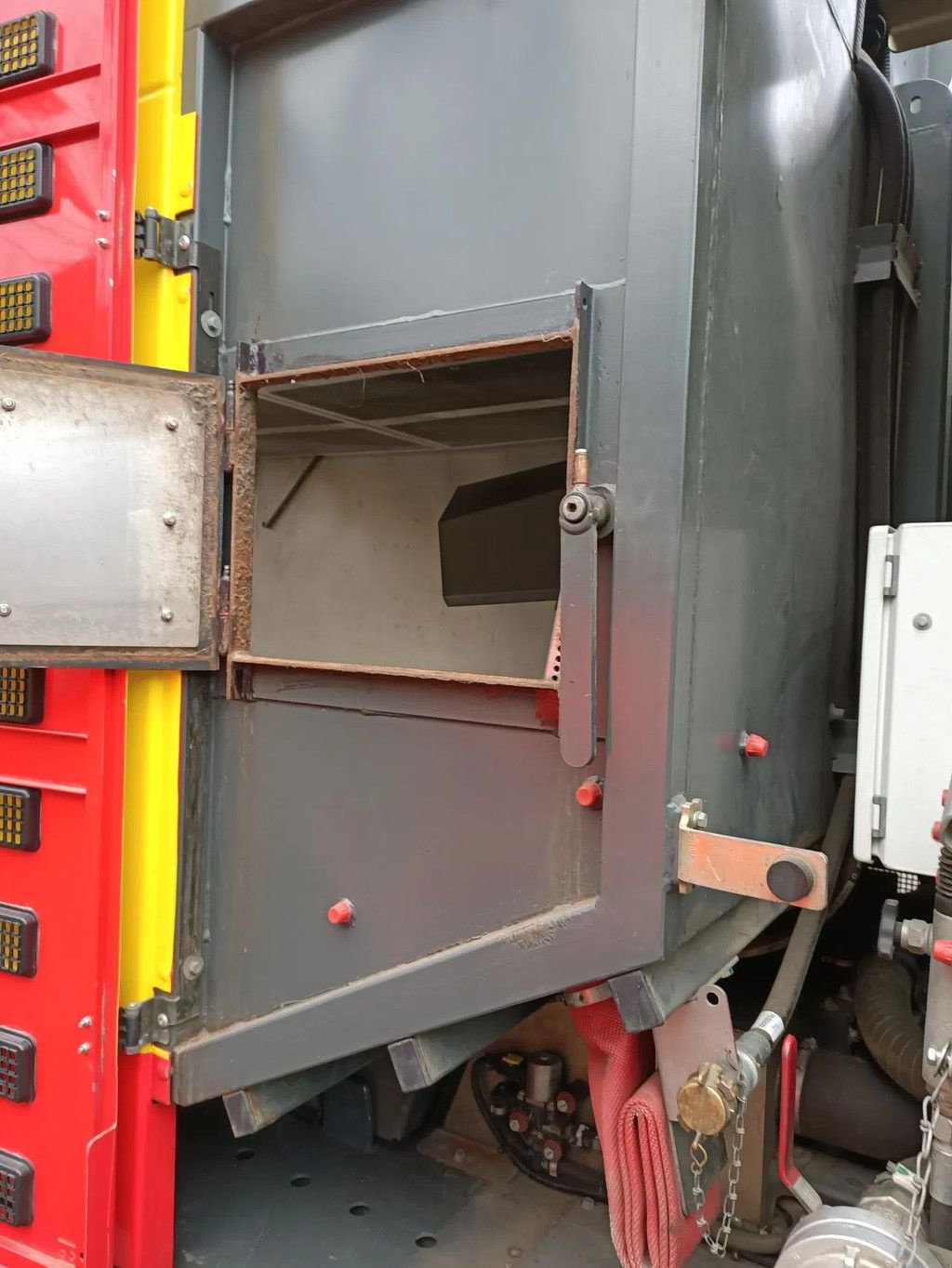 Kehrmaschine typu Sonstige Ravo 540 5-Series 540 - 360 cam, Euro6, Gebrauchtmaschine v Groningen (Obrázek 8)