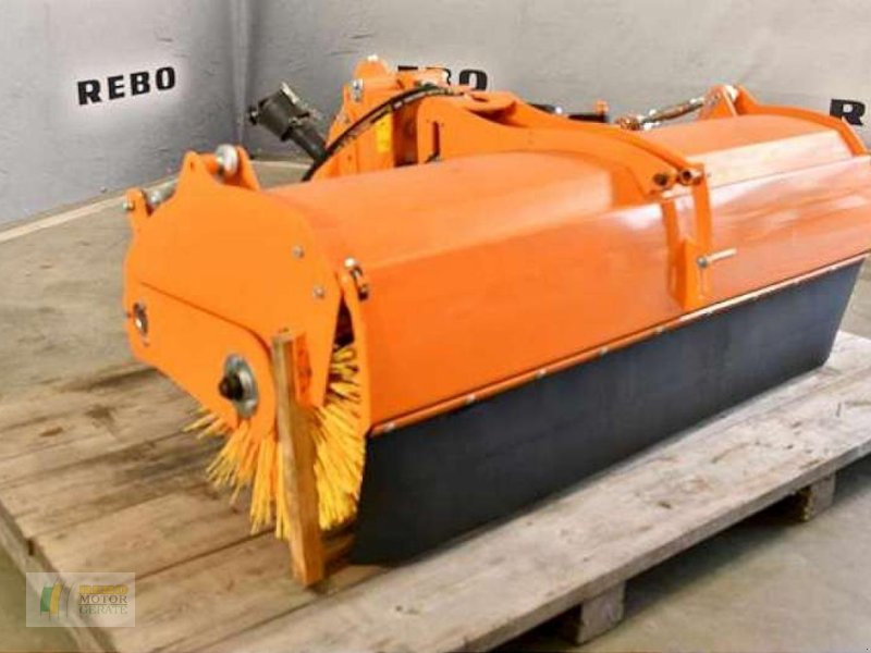 Kehrmaschine tipa Sonstige SWE57, Gebrauchtmaschine u Cloppenburg (Slika 1)