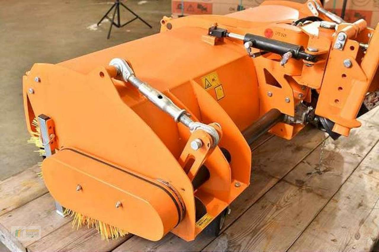 Kehrmaschine del tipo Sonstige SWE57, Gebrauchtmaschine In Cloppenburg (Immagine 4)