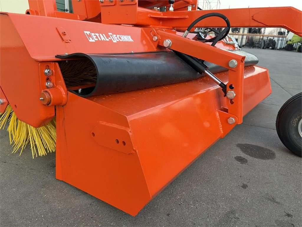 Kehrmaschine от тип Sonstige Sweeper Smart 2.0M veegmachine, Gebrauchtmaschine в Bant (Снимка 9)