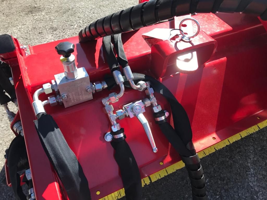 Kehrmaschine des Typs Sonstige Thaler Kehrmaschine TKM 1500 Euroaufnahme, Neumaschine in Tamsweg (Bild 13)