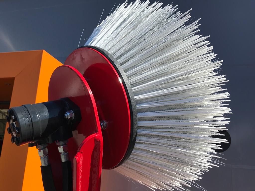 Kehrmaschine des Typs Sonstige Thaler Kehrmaschine TKM 1500 Euroaufnahme, Neumaschine in Tamsweg (Bild 3)