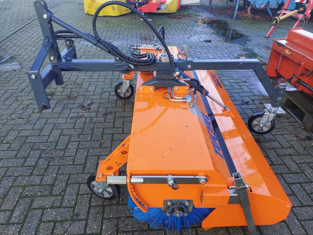 Kehrmaschine типа Sonstige Veegmachine Plus 590, Gebrauchtmaschine в Wierden (Фотография 2)