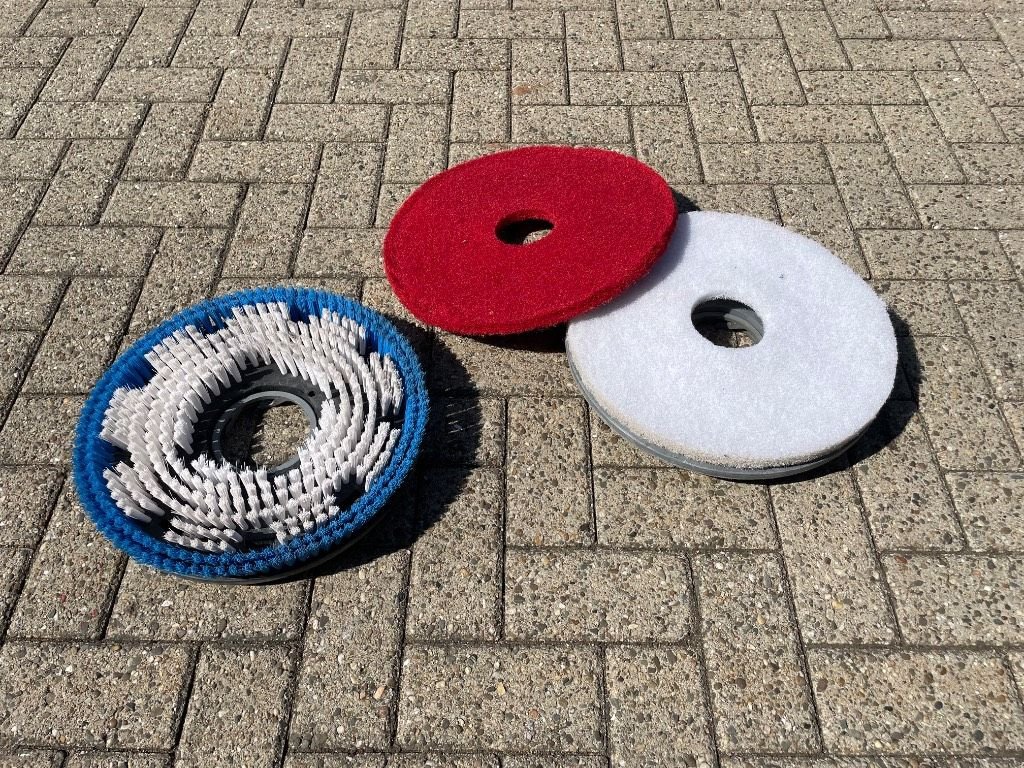 Kehrmaschine typu Sonstige Wetrok Monodisc LS, Gebrauchtmaschine v WIJCHEN (Obrázek 9)