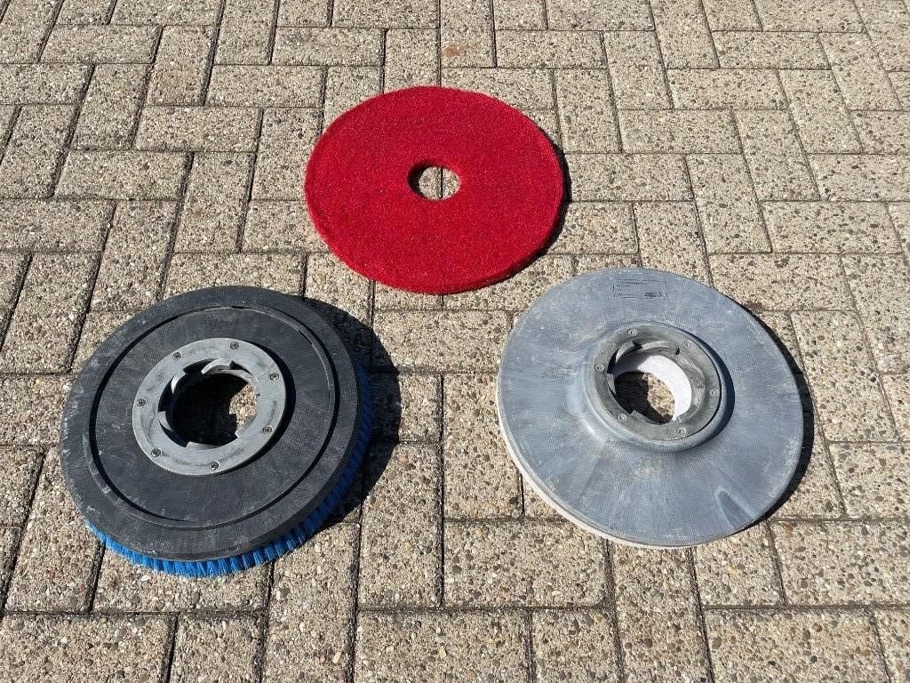 Kehrmaschine typu Sonstige Wetrok Monodisc LS, Gebrauchtmaschine v WIJCHEN (Obrázek 10)