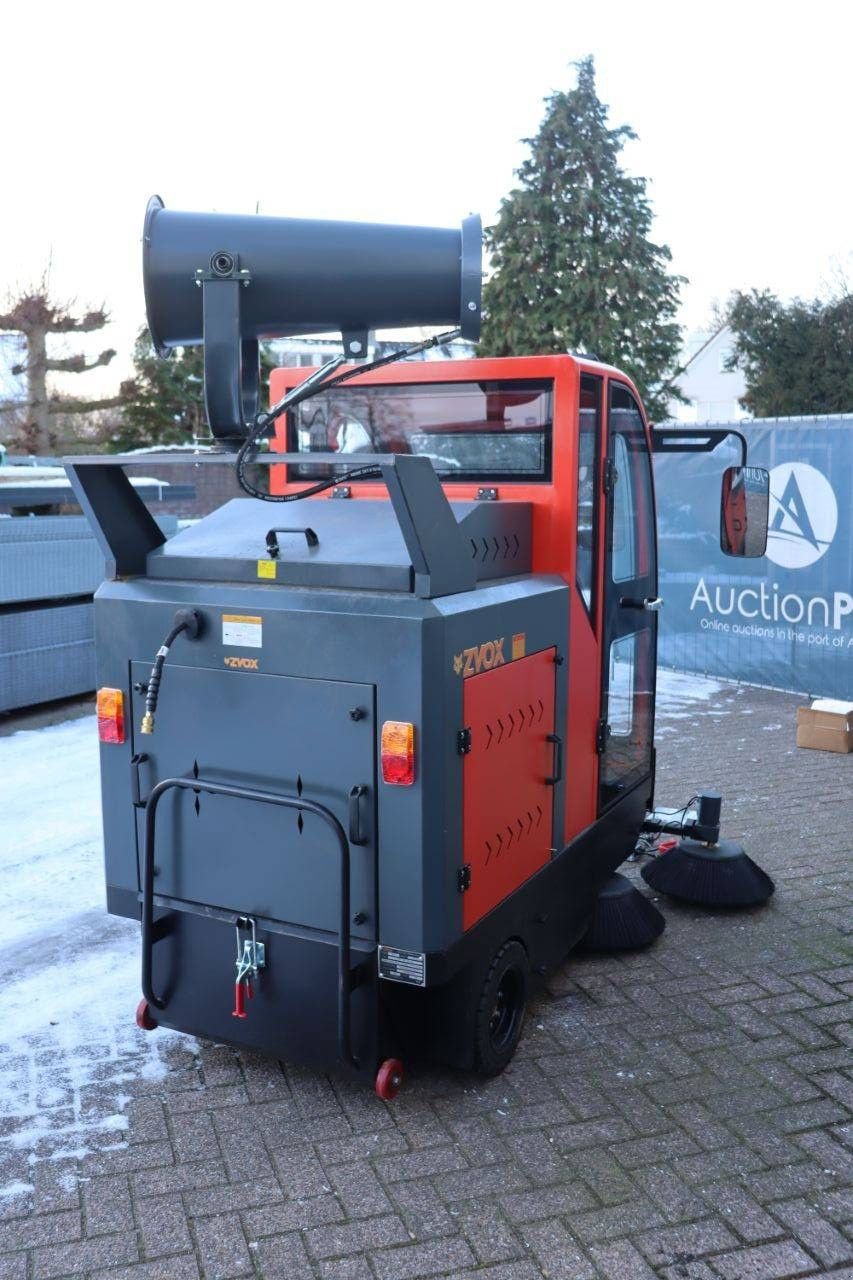 Kehrmaschine del tipo Sonstige ZVOX 2000G, Neumaschine en Antwerpen (Imagen 7)
