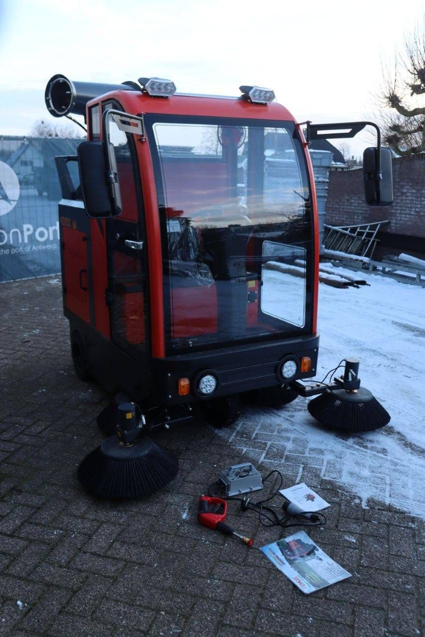 Kehrmaschine del tipo Sonstige ZVOX 2000G, Neumaschine en Antwerpen (Imagen 8)