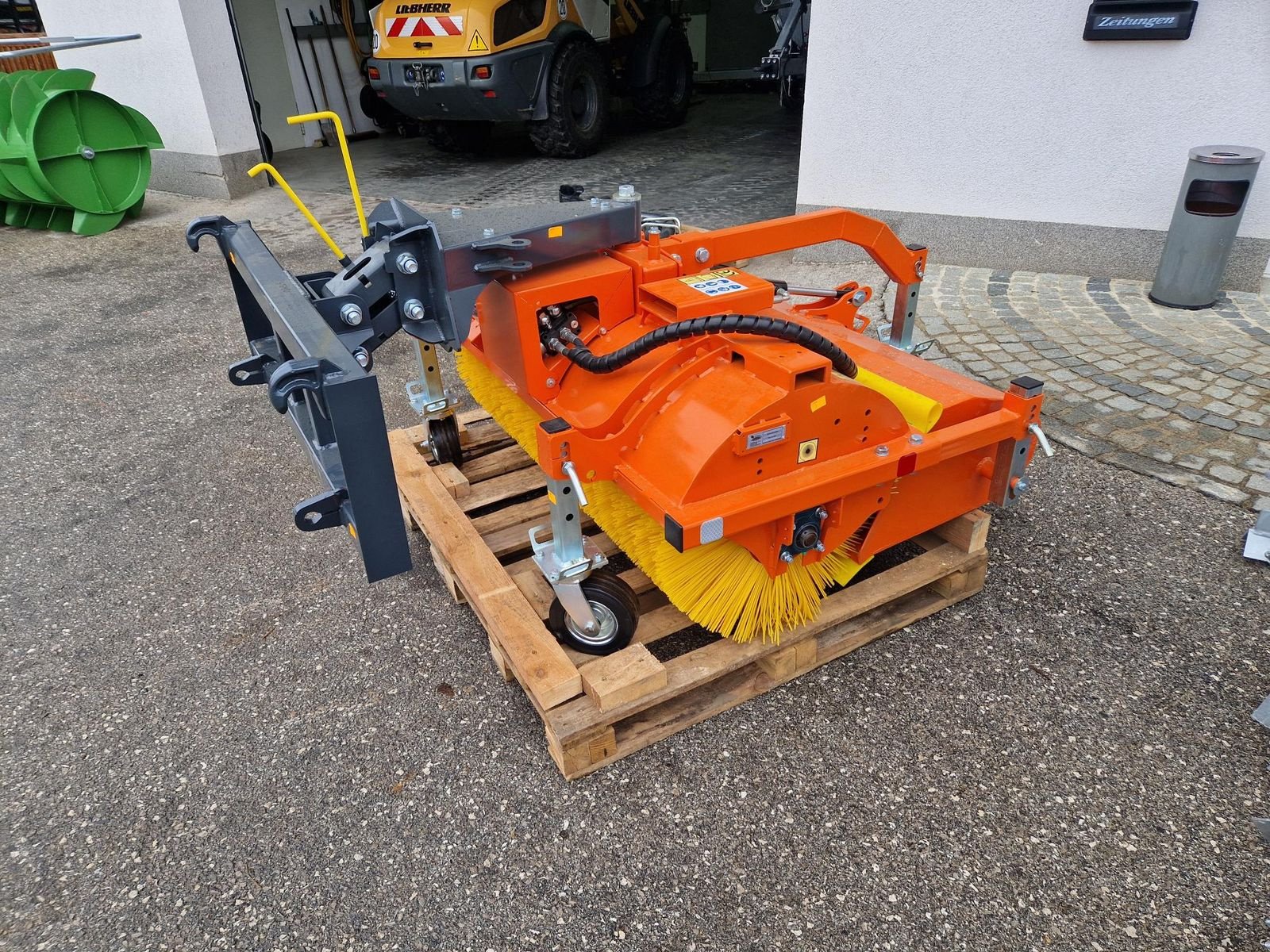 Kehrmaschine типа Stekro KEH 120cm - 240cm, Gebrauchtmaschine в Grünbach (Фотография 3)