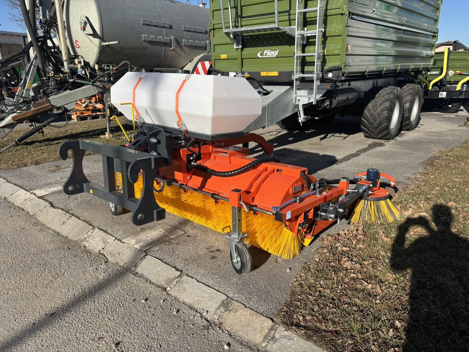 Kehrmaschine del tipo Stekro swepper, Neumaschine en Göpfritz (Imagen 2)