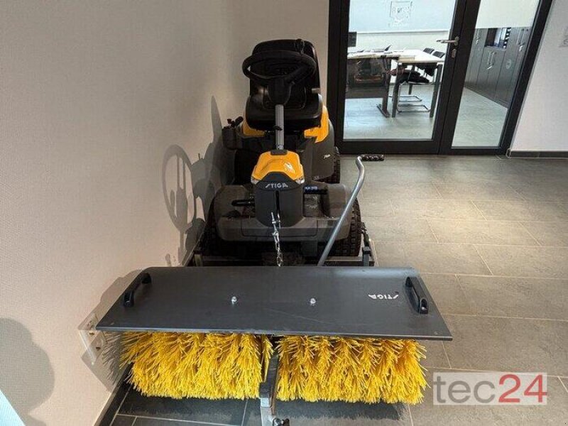 Kehrmaschine a típus Stiga Park 500W inkl. Sweeper Park Bürste, Neumaschine ekkor: Wipperfürth (Kép 3)