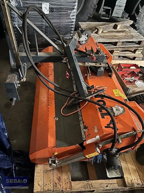 Kehrmaschine des Typs Stoll Tuchel Kehrmaschine P1 165 HD560, Gebrauchtmaschine in Zweibrücken (Bild 5)