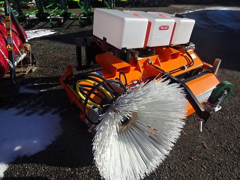 Kehrmaschine des Typs Talex Eco Clean 1800 - Kehrmaschine -1,8 Meter - Anbau an Weidemann - verschiedene Ausstattungen möglich, Neumaschine in Neureichenau (Bild 16)