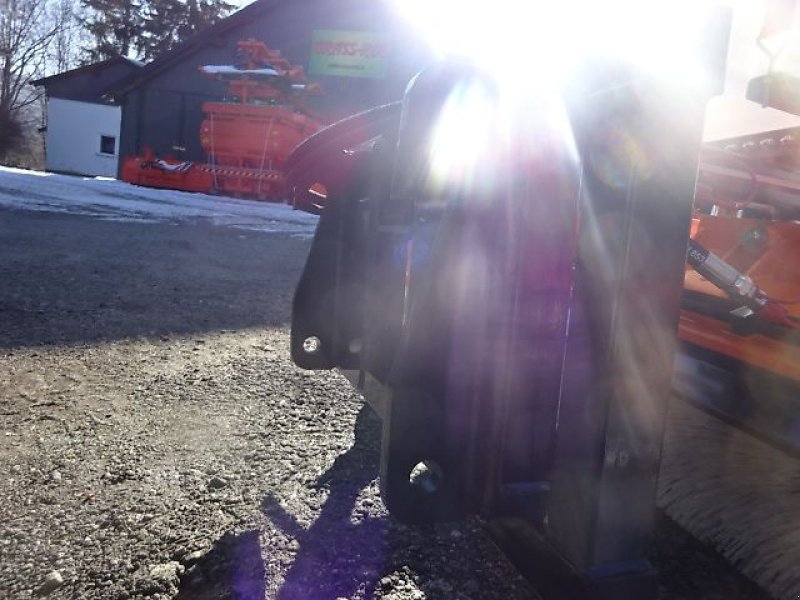 Kehrmaschine des Typs Talex Eco Clean 1800 - Kehrmaschine -1,8 Meter - Anbau an Weidemann - verschiedene Ausstattungen möglich, Neumaschine in Neureichenau (Bild 11)