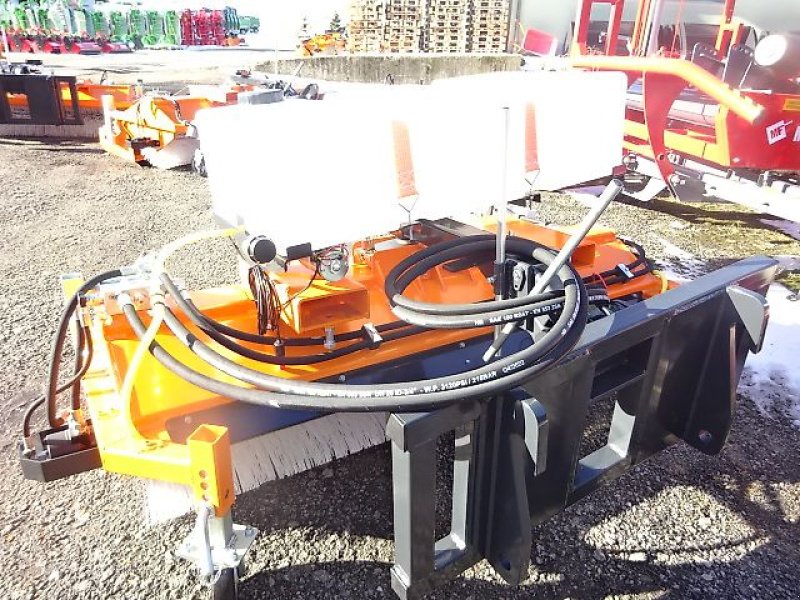 Kehrmaschine des Typs Talex Eco Clean 1800 - Kehrmaschine -1,8 Meter - Anbau an Weidemann - verschiedene Ausstattungen möglich, Neumaschine in Neureichenau (Bild 14)