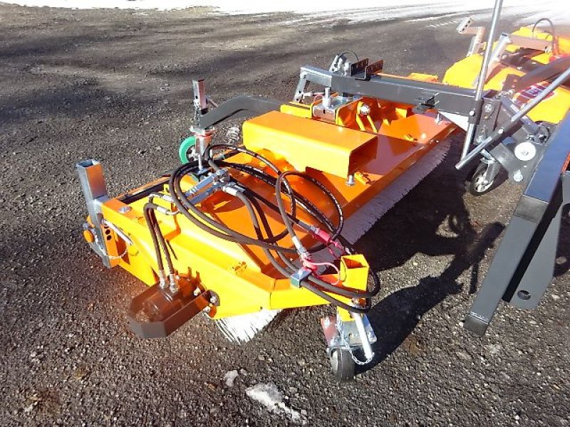 Kehrmaschine des Typs Talex Eco Clean 1800 - Kehrmaschine -1,8 Meter - Anbau an Weidemann - verschiedene Ausstattungen möglich, Neumaschine in Neureichenau (Bild 21)