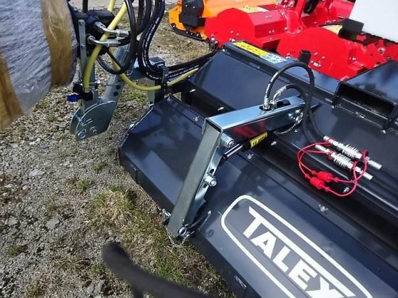 Kehrmaschine des Typs Talex Kehrmaschine 2,3 Meter -NEU- Eco - Clean- 2,30 - Profi- mit Anbau  an Schnellwechselaufnahme-, Neumaschine in Neureichenau (Bild 4)