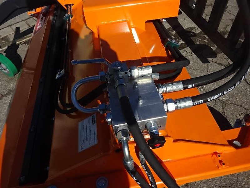 Kehrmaschine des Typs Talex Kehrmaschine 2,3 Meter -NEU- Eco - Clean- 2,30 - Profi- mit Anbau  an Schnellwechselaufnahme-, Neumaschine in Neureichenau (Bild 30)