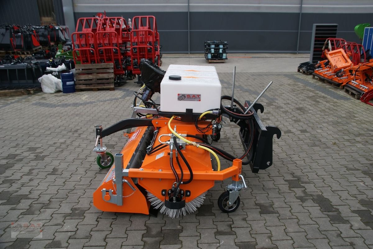 Kehrmaschine des Typs Talex Profikehrmaschinen Aktion auf 1,50m und 1,80m, Neumaschine in Eberschwang (Bild 5)