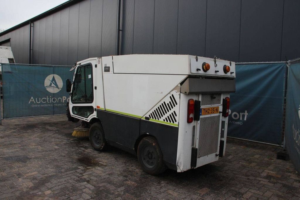 Kehrmaschine typu Tennant A60, Gebrauchtmaschine v Antwerpen (Obrázek 3)