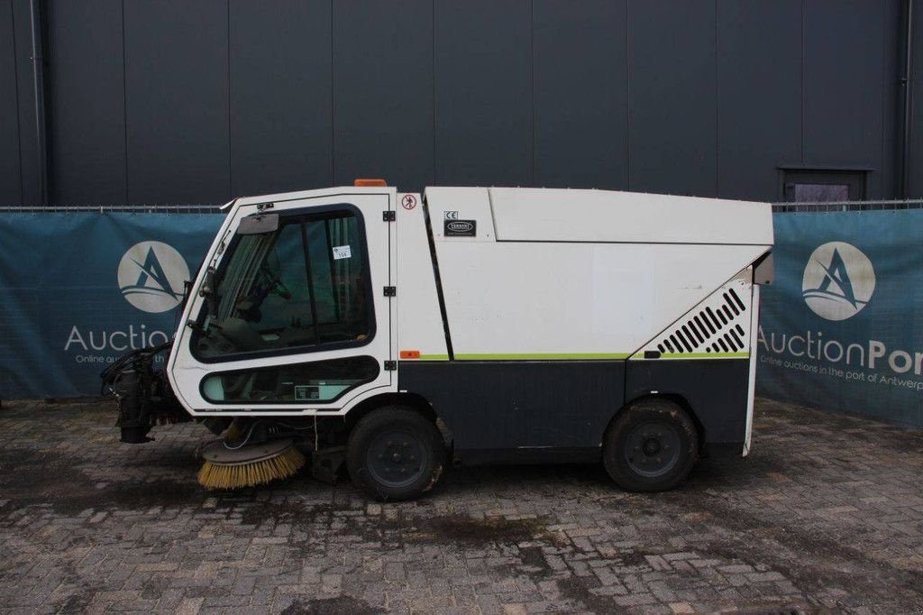 Kehrmaschine typu Tennant A60, Gebrauchtmaschine v Antwerpen (Obrázek 2)