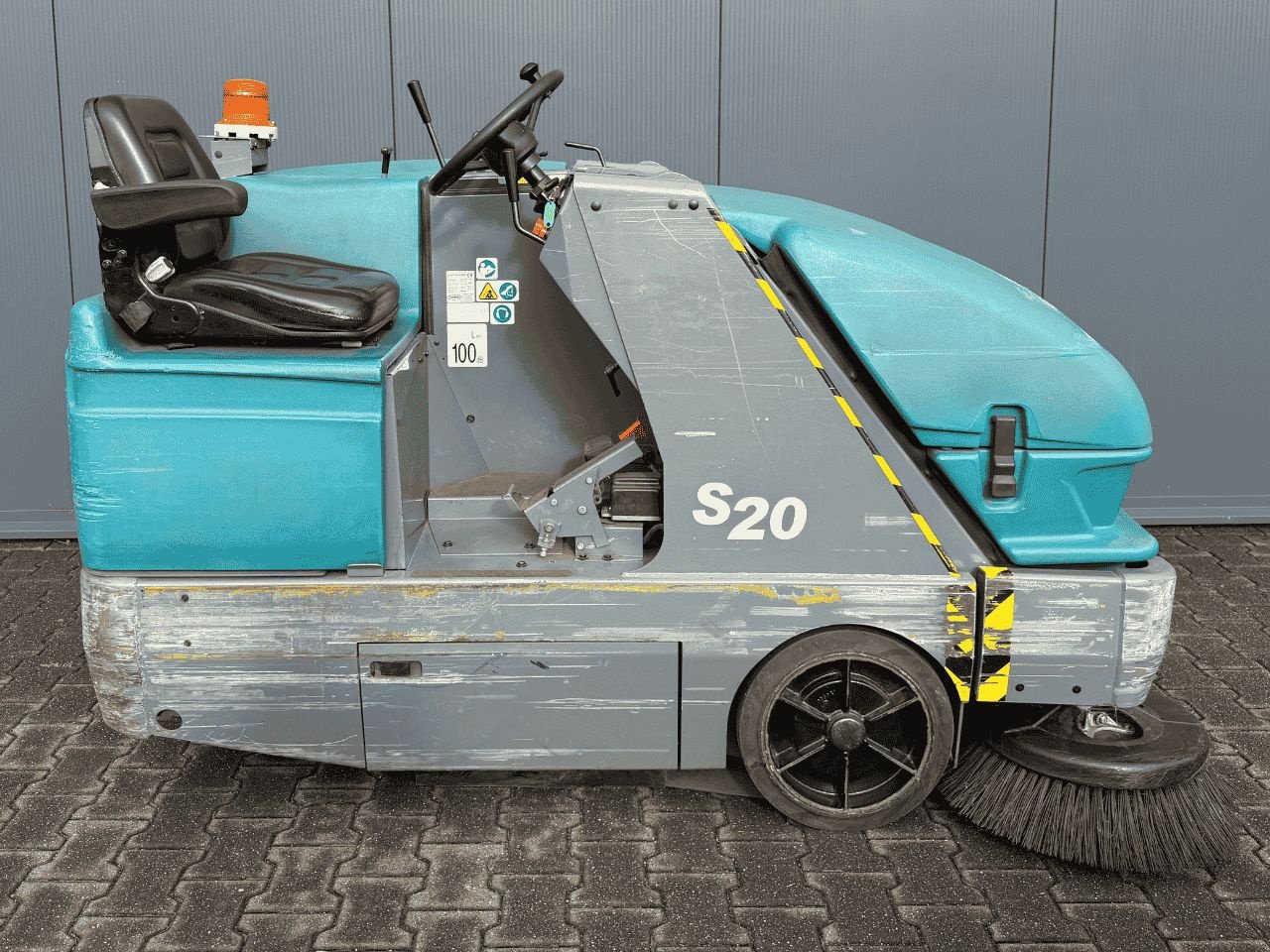 Kehrmaschine typu Tennant S20, Gebrauchtmaschine v Barneveld (Obrázek 2)