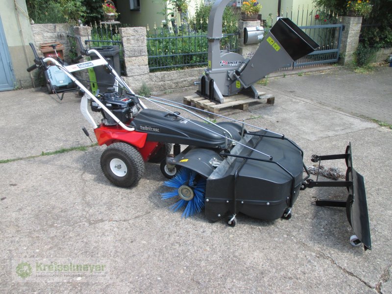 Kehrmaschine des Typs Tielbürger TK 48 Prof. Honda Motor 100 cm Arbeitsbreite mit Behälter neuwertig, Gebrauchtmaschine in Feuchtwangen (Bild 1)