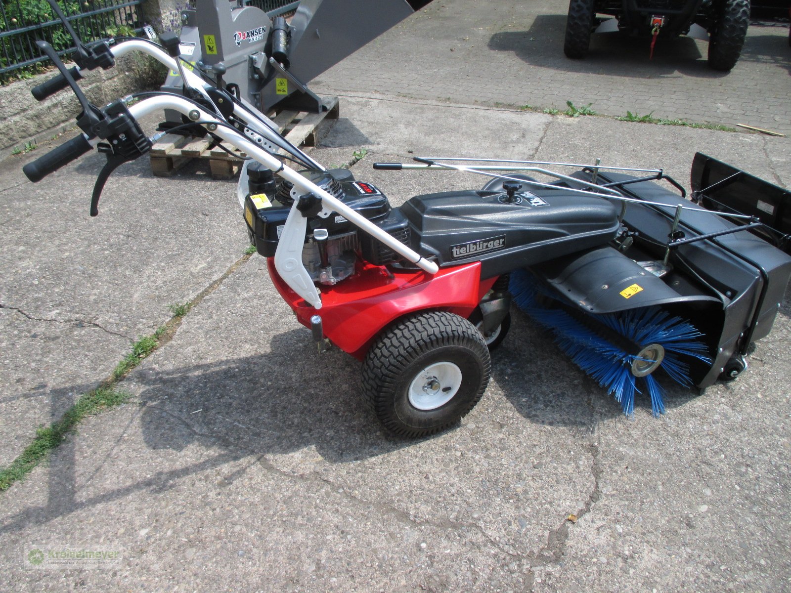 Kehrmaschine typu Tielbürger TK 48 Prof. Honda Motor 100 cm Arbeitsbreite mit Behälter neuwertig, Gebrauchtmaschine v Feuchtwangen (Obrázek 2)