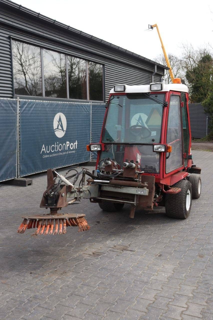 Kehrmaschine от тип Toro GROUNDMASTER 4000D, Gebrauchtmaschine в Antwerpen (Снимка 10)