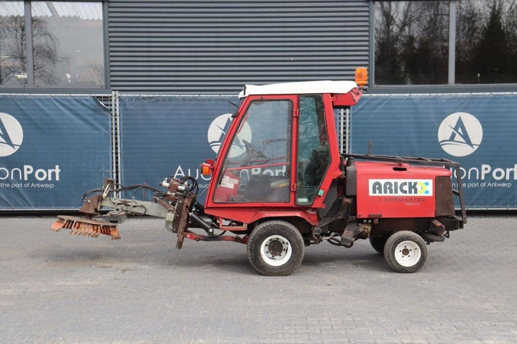 Kehrmaschine du type Toro GROUNDMASTER 4000D, Gebrauchtmaschine en Antwerpen (Photo 2)