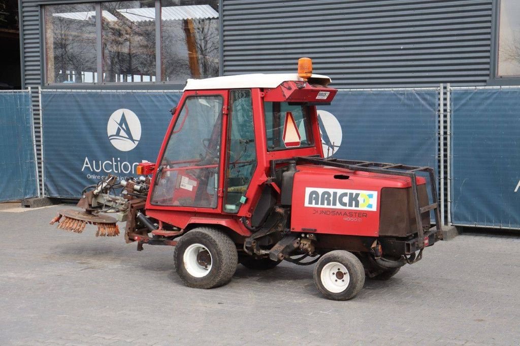 Kehrmaschine du type Toro GROUNDMASTER 4000D, Gebrauchtmaschine en Antwerpen (Photo 3)