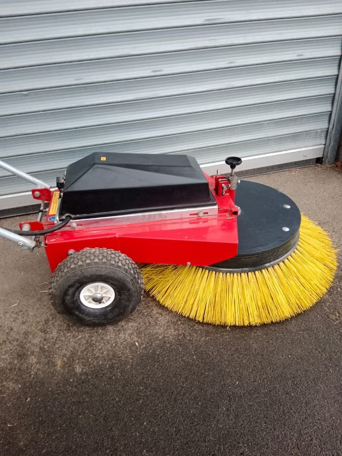 Kehrmaschine typu Tuchel Akku Radialkehrbesen 850, Gebrauchtmaschine v Grünbach (Obrázek 3)