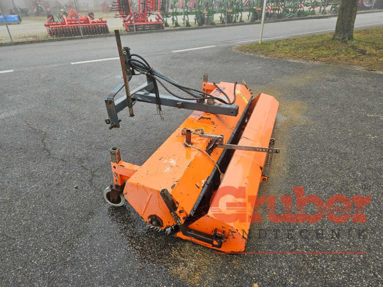 Kehrmaschine des Typs Tuchel Eco 230 HD, Gebrauchtmaschine in Ampfing (Bild 3)