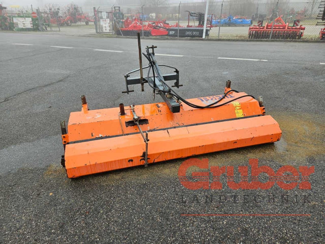 Kehrmaschine des Typs Tuchel Eco 230 HD, Gebrauchtmaschine in Ampfing (Bild 4)