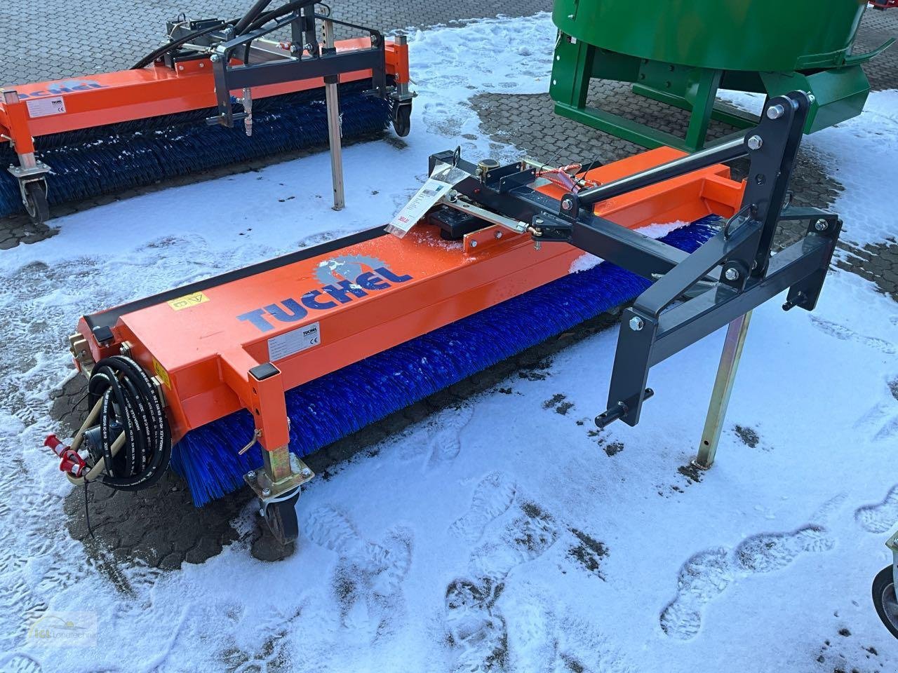 Kehrmaschine des Typs Tuchel ECO 230, Neumaschine in Pfreimd (Bild 4)