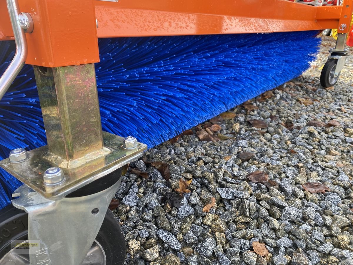 Kehrmaschine des Typs Tuchel ECO 520 - 230, Neumaschine in Senftenbach (Bild 3)
