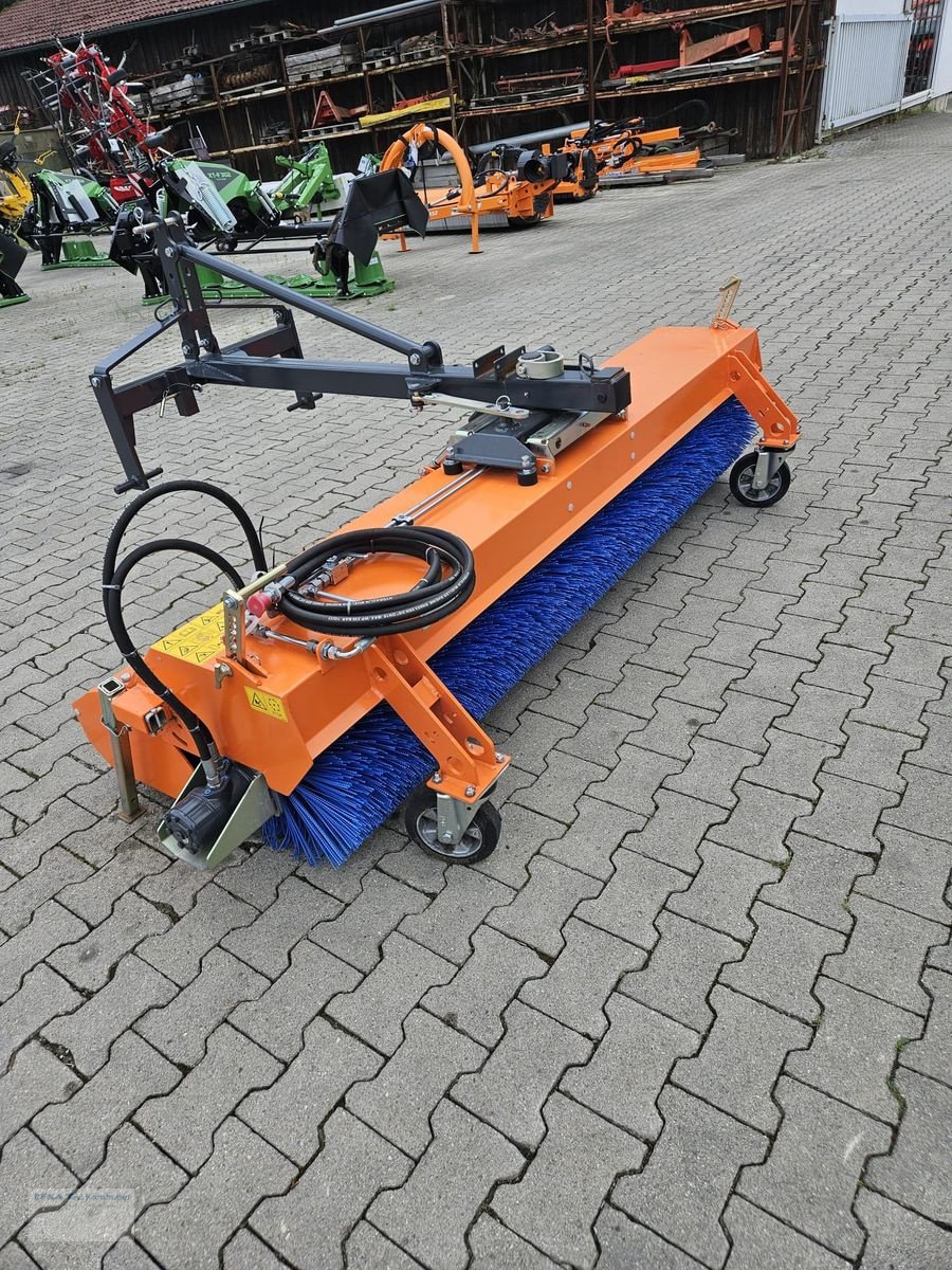 Kehrmaschine des Typs Tuchel ECO PRO 230, Gebrauchtmaschine in Erlbach (Bild 1)