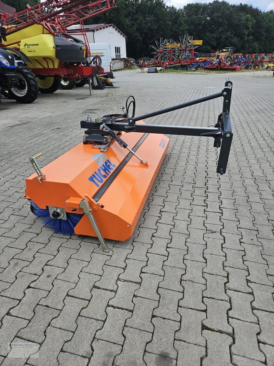 Kehrmaschine des Typs Tuchel ECO PRO 230, Gebrauchtmaschine in Erlbach (Bild 3)