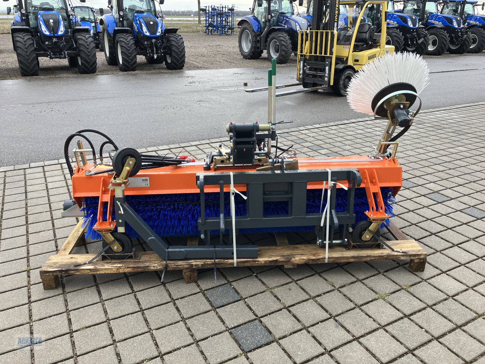 Kehrmaschine des Typs Tuchel Eco Pro 230, Neumaschine in Salching bei Straubing (Bild 6)