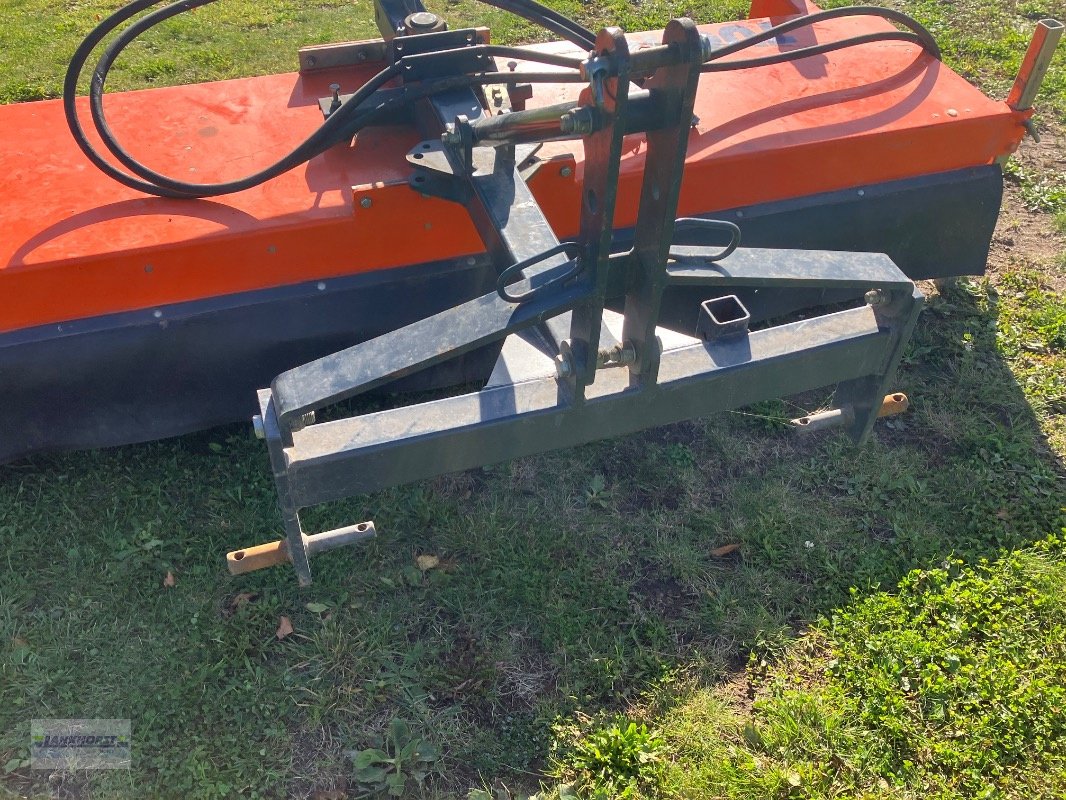 Kehrmaschine des Typs Tuchel EKM 230 HD 520, Gebrauchtmaschine in Aurich (Bild 9)